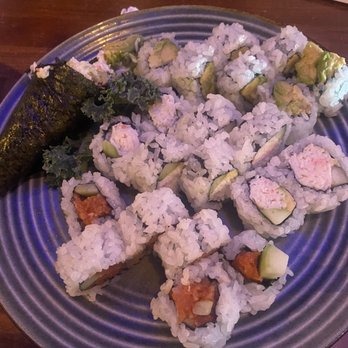 Shiki Sushi - Salmon and California roll - Sushi Bars Near Me - Studio City, California Shiki Sushi - Salmon and California roll - Sushi Bars Near Me - Studio City, California