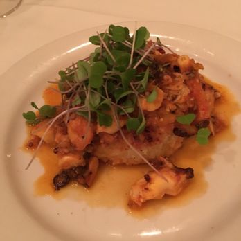 Madeline's - New American Near Me - Cambria, California