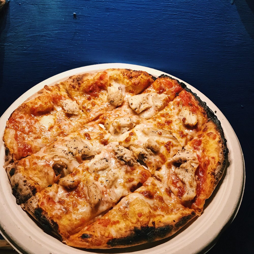 Pele's Pizza Hawaii - The Oahu w/ chicken - Pizza Near Me - Haiku, Hawaii Pele's Pizza Hawaii - The Oahu w/ chicken - Pizza Near Me - Haiku, Hawaii