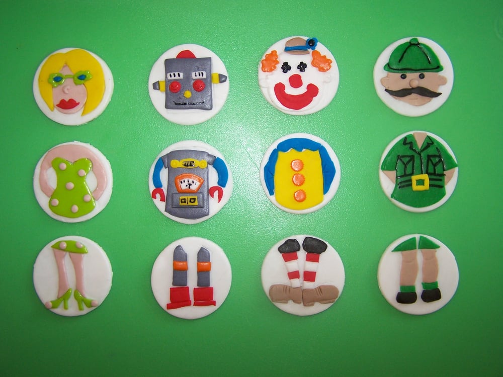Cake Toppers Delights Logo