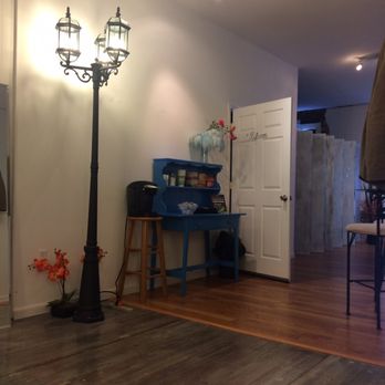 The Gilded Thimble - Snack area and bathroom - Sewing & Alterations Near Me - Bedford, Virginia