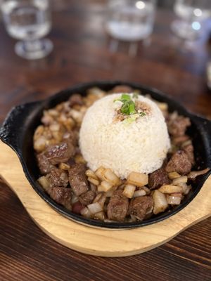Jiang's Kitchen 疆湖 - Halal Chinese Food by null