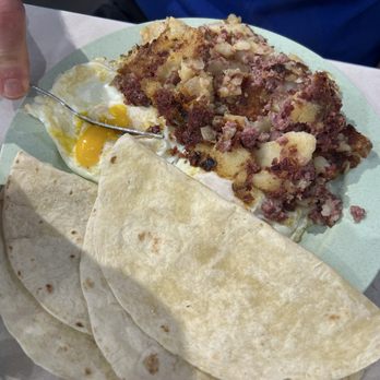 P&G's Pamela's Diner - Corned Beef Hash - Diners Near Me - Pittsburgh, Pennsylvania P&G's Pamela's Diner - Corned Beef Hash - Diners Near Me - Pittsburgh, Pennsylvania