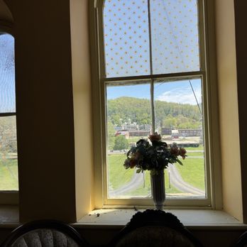 Trans-Allegheny Lunatic Asylum - Landmarks & Historical Buildings Near Me - Weston, West Virginia