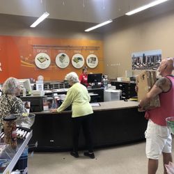 OfficeMax - Customer s waiting for service