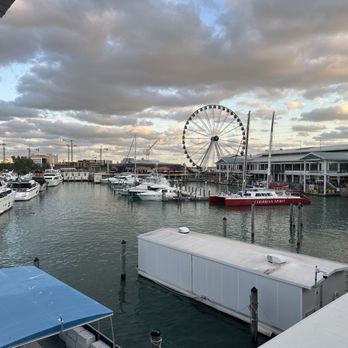 Black Market - Bayside - View outside of the restaurant - Sports Bars Near Me - Miami, Florida