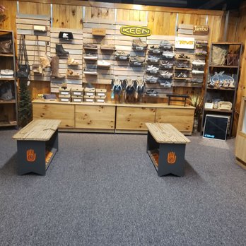 Head Over Heels - Men's Clothing Near Me - Shipshewana, Indiana Head Over Heels - Men's Clothing Near Me - Shipshewana, Indiana