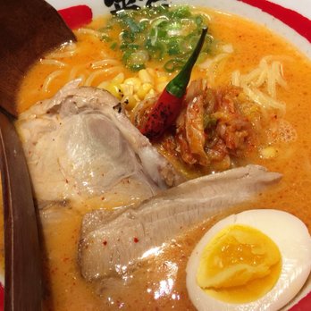 KINTON RAMEN YONGE & EGLINTON - Tonkotsu kara miso ramen - definitely has a good kick! - Ramen Near Me - Toronto, Ontario KINTON RAMEN YONGE & EGLINTON - Tonkotsu kara miso ramen - definitely has a good kick! - Ramen Near Me - Toronto, Ontario
