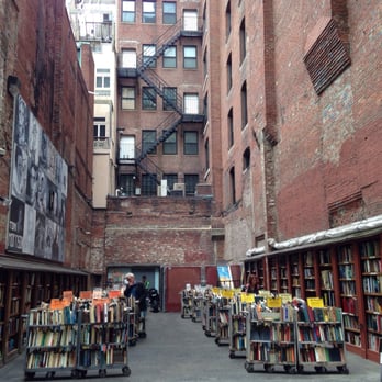 Brattle Book Shop - Bookstores Near Me - Boston, Massachusetts