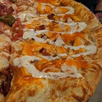Mellow Mushroom Estero - Buffalo Chicken - Bars Near Me - Fort Myers, Florida Mellow Mushroom Estero - Buffalo Chicken - Bars Near Me - Fort Myers, Florida