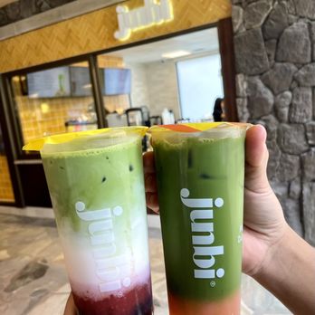 Junbi - Waikiki - Strawberry Matcha Latte & Guava Matcha Fresca - Coffee & Tea Near Me - Honolulu, Hawaii