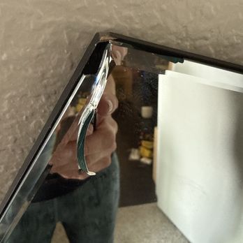 Swain Strong Moving - My $550 mirror that is now destroyed. - Movers Near Me Swain Strong Moving - My $550 mirror that is now destroyed. - Movers Near Me