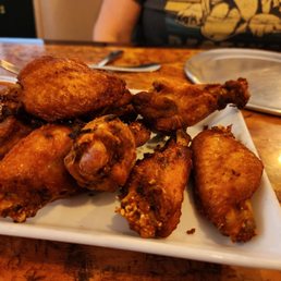 Glorious wings. All bow down to these majestic delicious beauties. Glorious wings. All bow down to these majestic delicious beauties.
