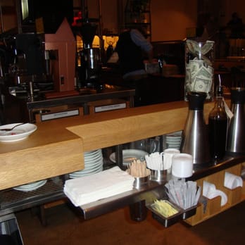 Intelligentsia Coffee - Coffee & Tea Near Me - Venice, California