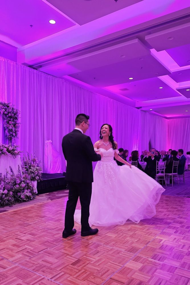 Makeup by Tina Tom Logo