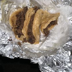 Taqueria San Jose - Steak tacos