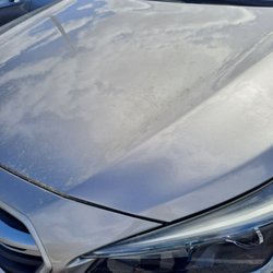 Top Dog Express - Oviedo - You can see the pollen still on the hood. This is minutes after their wash.