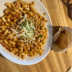 Sauce Pizza & Wine - Pasta, Red Sauce & Mozzarella