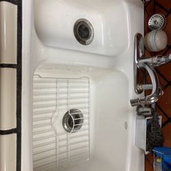 Richyelle's Cleaning - Kitchen sink