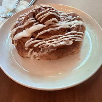 Pan & Kof.fee - Cinnamon roll - Coffee Roasteries Near Me - Mérida, YUC