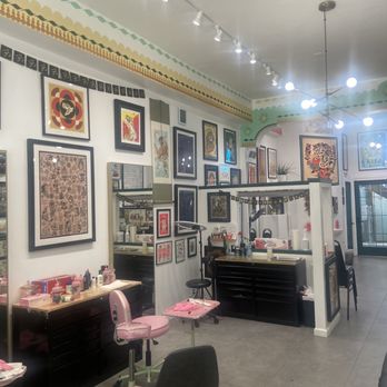 Halo Tattoo Collective - Inside - Tattoo Near Me - Long Beach, California Halo Tattoo Collective - Inside - Tattoo Near Me - Long Beach, California