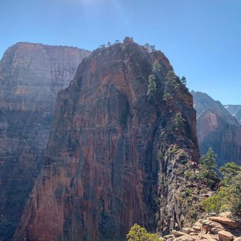 Angel's Landing - Horse - Hiking Near Me - Springdale, Utah