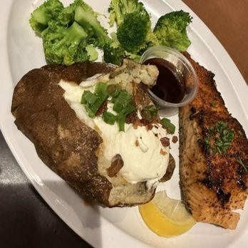Ruby Tuesday Moanalua - Salmon - American Near Me - Honolulu, Hawaii Ruby Tuesday Moanalua - Salmon - American Near Me - Honolulu, Hawaii
