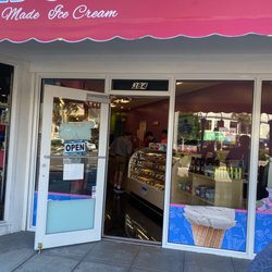 Zeno’s Boardwalk Sweet Shop