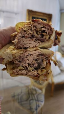 Crudo Pizza & Panuozzo by null