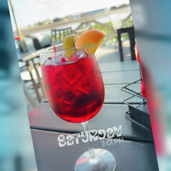 Tanners Lakeside - Red sangria - Bars Near Me - Winter Haven, Florida Tanners Lakeside - Red sangria - Bars Near Me - Winter Haven, Florida