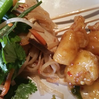 P.F. Chang's - Shared plate - Chinese Near Me - Tigard, Oregon