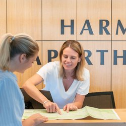 Harmls Aparthotel - Rezeption