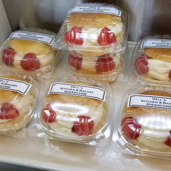 Dell's Kitchen and Bakery - Asian Fusion Near Me - Honolulu, Hawaii