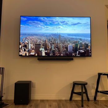 Pro TV Wall Mount Installation - TV Mounting Near Me - Hollywood, California
