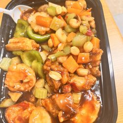 China Wok - Chicken & Shrimp kung po