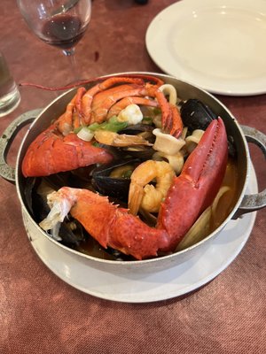 Photo of Fernando's Dockside Grille - Port St. Lucie, FL, US. Mariscada