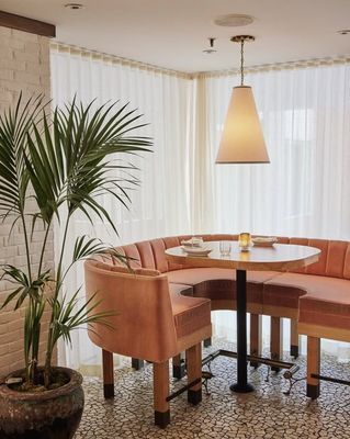 Bar Enza by null