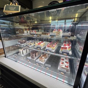 Paris Baguette - Coffee & Tea Near Me - Lynnwood, Washington Paris Baguette - Coffee & Tea Near Me - Lynnwood, Washington