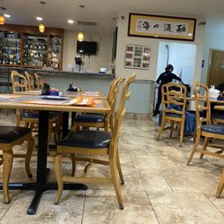 Guilin Chinese Restaurant - Dining room