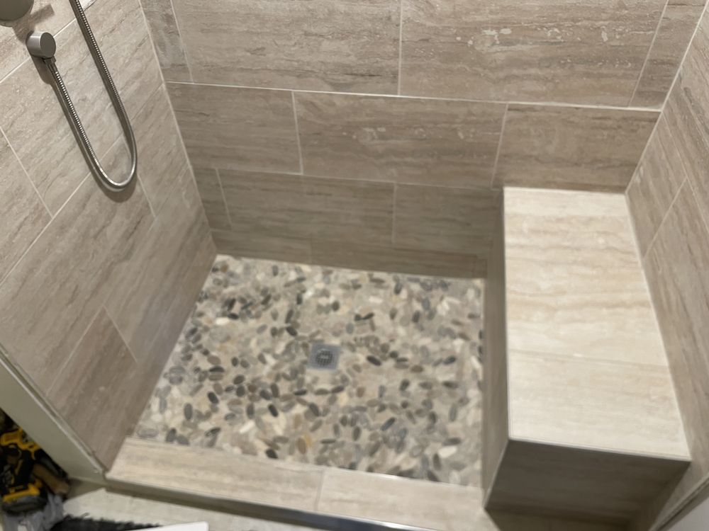 Slide of D&M Remodeling Service