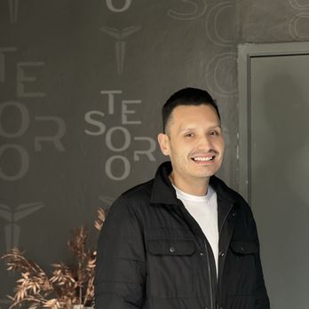 Tesoro Salon - Barbers Near Me - Irvine, California Tesoro Salon - Barbers Near Me - Irvine, California