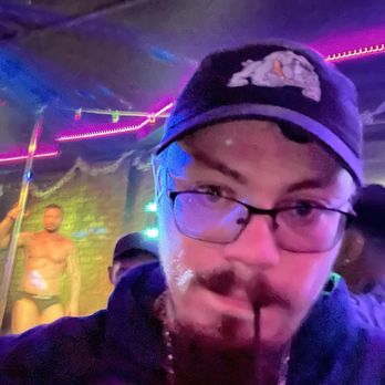 atmosphere - Drinking with dancer behind - Gay Bars Near Me - Chicago, Illinois