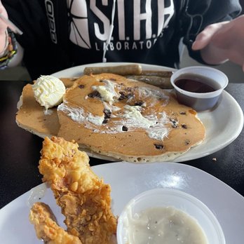 1431 Cafe - Chocolate chip pancakes - American Near Me - Cedar Park, Texas 1431 Cafe - Chocolate chip pancakes - American Near Me - Cedar Park, Texas