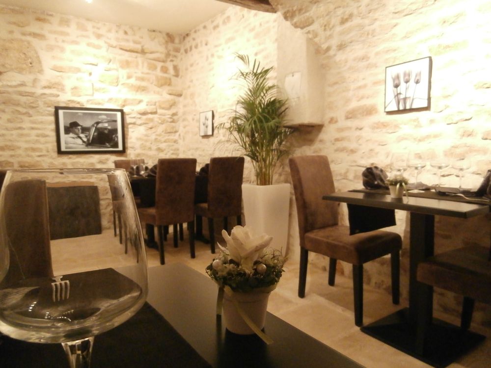 LE SAINT HUBERT 14 Photos 28 rue Toupot de Beveaux, Chaumont, Haute