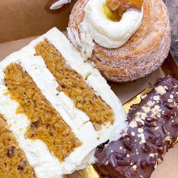 Sucre Table - Goat cheese carrot cake, croissant muffin and orange praline chocolate bar - Bakeries Near Me - Tampa, Florida Sucre Table - Goat cheese carrot cake, croissant muffin and orange praline chocolate bar - Bakeries Near Me - Tampa, Florida