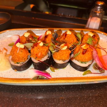 La Voûte - Sushi - Japanese Near Me - Montreal, Quebec