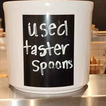 Jeni's Splendid Ice Creams - Ice Cream & Frozen Yogurt Near Me - Austin, Texas Jeni's Splendid Ice Creams - Ice Cream & Frozen Yogurt Near Me - Austin, Texas