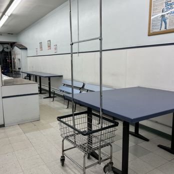 Lucky Coin Laundry - Laundromat Near Me - Granada Hills, California Lucky Coin Laundry - Laundromat Near Me - Granada Hills, California