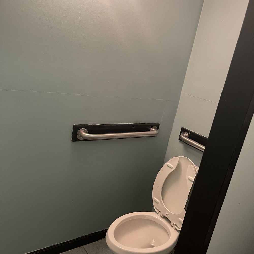 La Truffe Sauvage - The toilet doesn't even have a door for privacy. I can't imagine the kitchen passing the health test - French Near Me - Lake Charles, Louisiana La Truffe Sauvage - The toilet doesn't even have a door for privacy. I can't imagine the kitchen passing the health test - French Near Me - Lake Charles, Louisiana