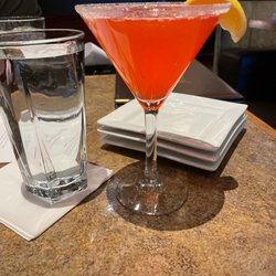 YaYa's Eurobistro - Martini pomegranate and blood orange